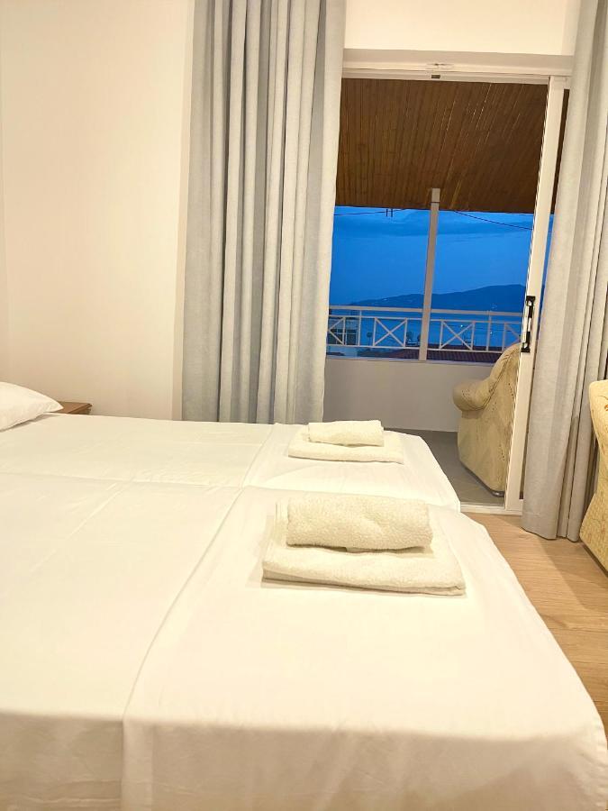 Hotel Aulona Sarande Exterior photo