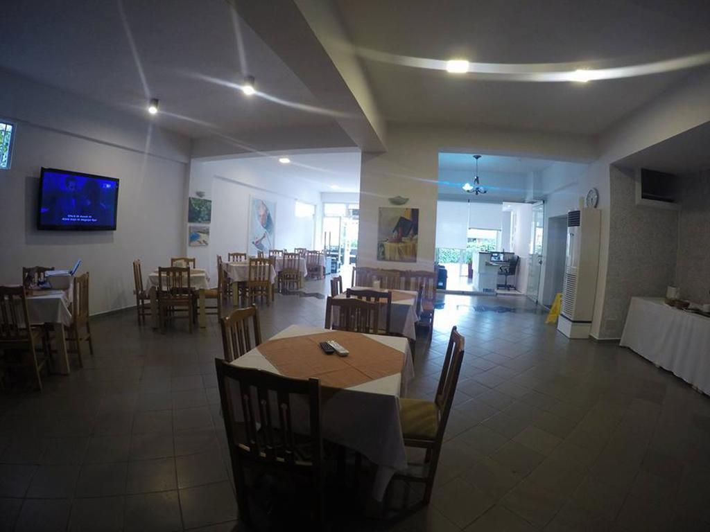 Hotel Aulona Sarande Exterior photo